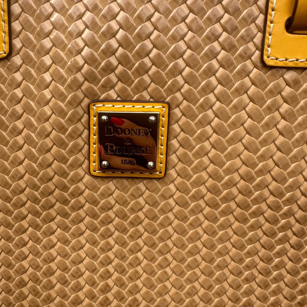 Dooney & Bourke Beacon Woven Atlantic Tote Light Taupe - Picture 2 of 16